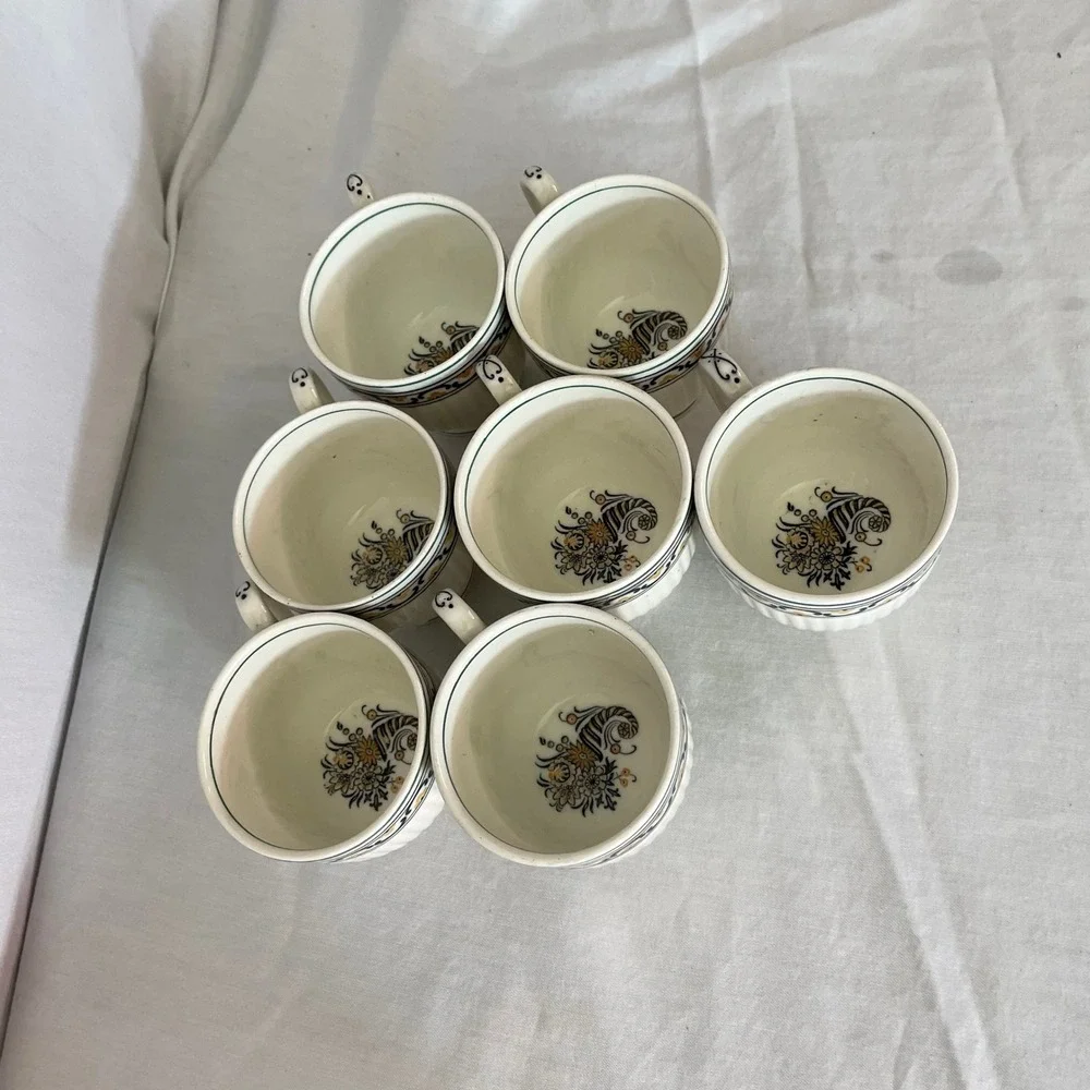 Vintage Ceramic Serving‎ Set Tray & 16 Cups Floral Design Tea Party